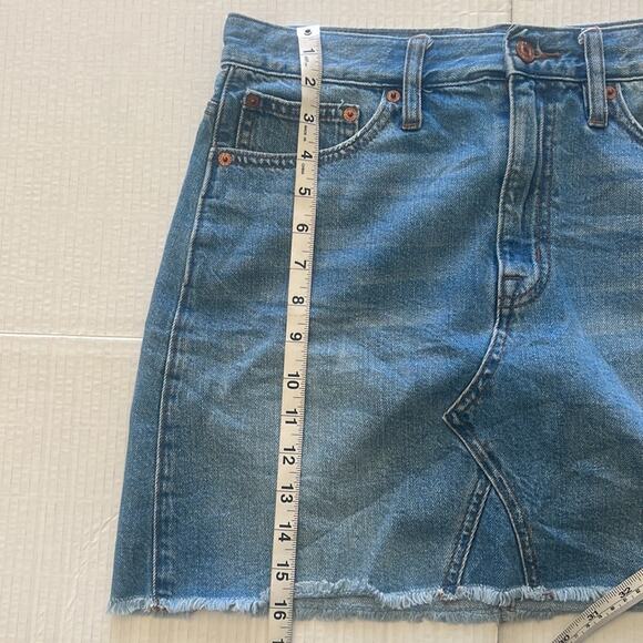 J. Crew Denim Skirt Women’s Size 28 Frayed Hem 100% Cotton Cowgirl Jean Skirt - Picture 7 of 10